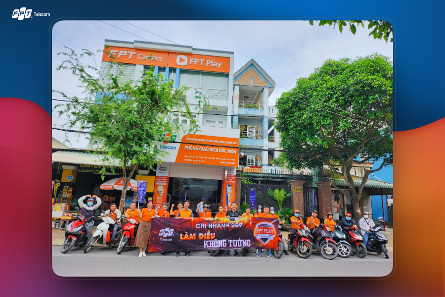 Văn Phòng Giao Dịch FPT Hóc Môn